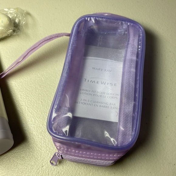 Mary Kay Timewise Visibly Fit Lotion and 3-in-1 Cleansing Bar - Picture 3 of 6